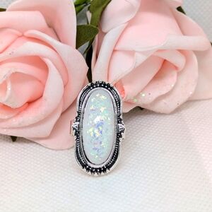 New Adjustable Cocktail Ring Silver Tone Sparkling White Cabochon Fashion Jewels